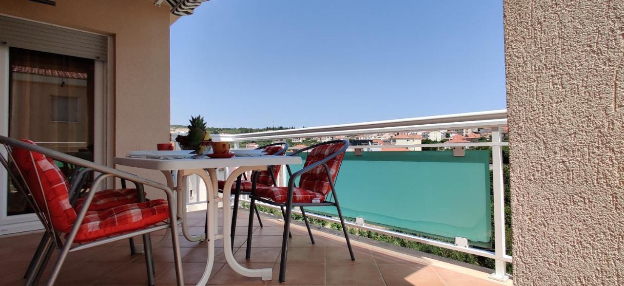 Apartment Dea Trogir Extérieur photo