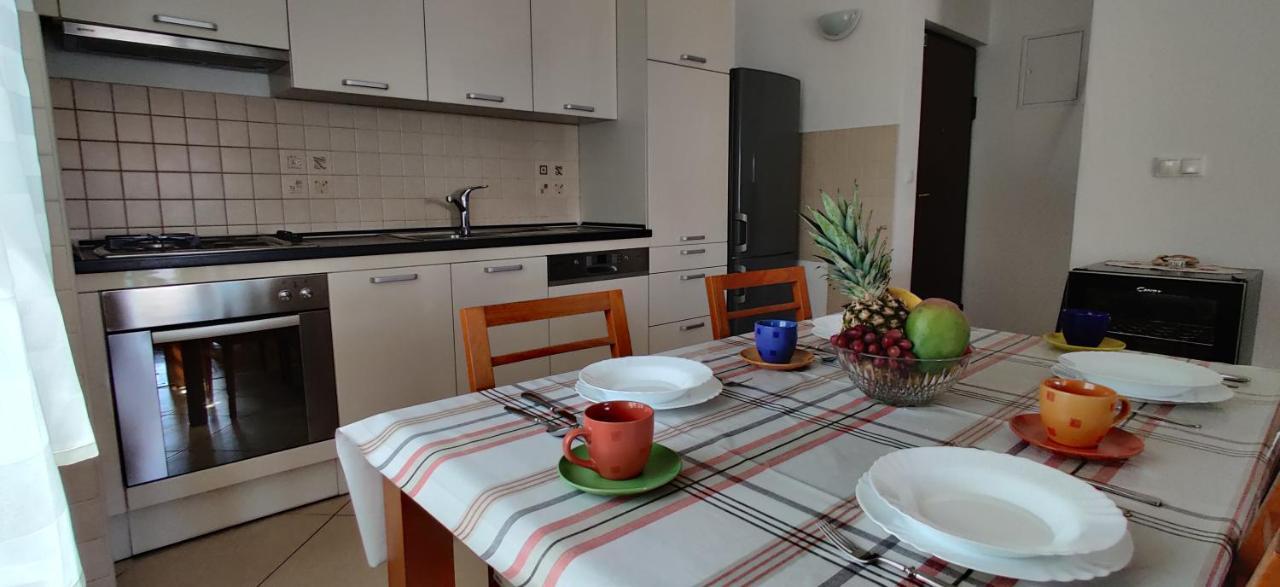 Apartment Dea Trogir Extérieur photo